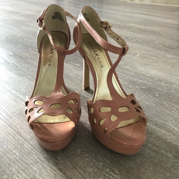 Anne Klein heels - Picture 2 of 3